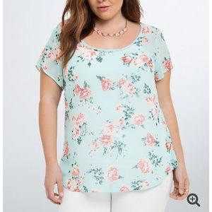 TORRID-FLORAL CHIFFON DRAPE BACK TOP